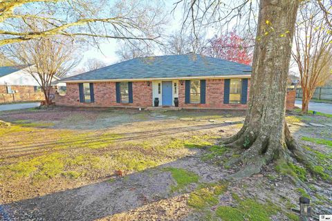 Homes For Rent - 3104 W Deborah Drive<br/> Monroe, LA 71201