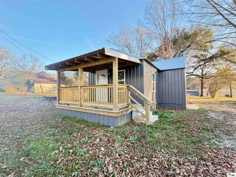 Homes For Sale - 203 W Boulevard Street<br/> Dubach, LA 71235