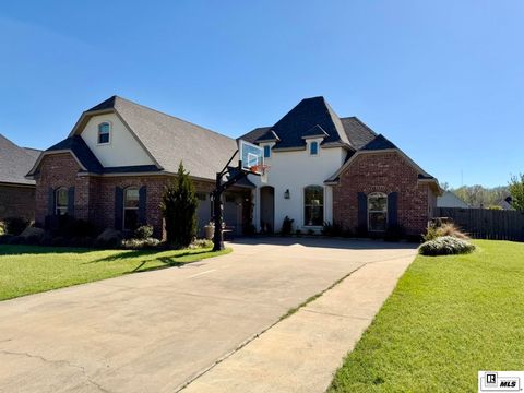 Homes For Sale - 217 Medalist Street<br/> Monroe, LA 71203