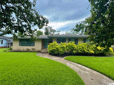 Homes For Sale - 1107 Julia Street<br/> Richland County, Rayville, LA 71269