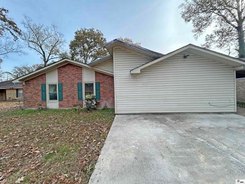 Homes For Sale - 411 Birchwood Drive<br/> Monroe, LA 71203