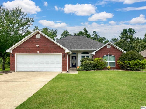 Homes For Sale - 205 Winchester Drive<br/> West Monroe, LA 71291