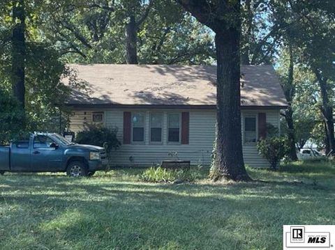 Homes For Sale - 9421 Cooper Lake Road<br/> Bastrop, LA 71220