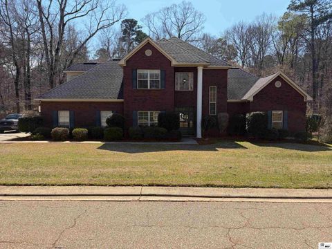 Homes For Sale - 206 Savannah Trace Drive<br/> Ruston, LA 71270