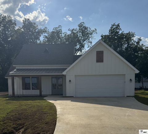 Homes For Sale - 110 Le Mans Loop<br/> Sterlington, LA 71280