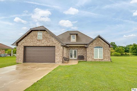 Homes For Sale - 112 Cherokee Trail<br/> Delhi, LA 71232