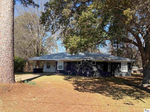 Homes For Sale - 1203 Kenwood Drive<br/> Ruston, LA 71270