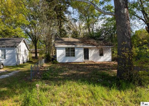 Homes For Sale - 713 Standifer Avenue<br/> Monroe, LA 71202