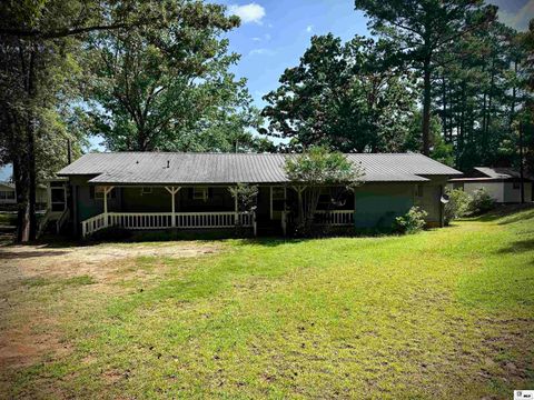 Homes For Sale - 1225 Harmon Loop<br/> Homer, LA 71040