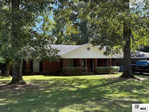 Homes For Sale - 2022 Saturn Drive<br/> Bastrop, LA 71220