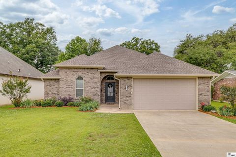 Homes For Sale - 111 Lomaland Drive<br/> West Monroe, LA 71291