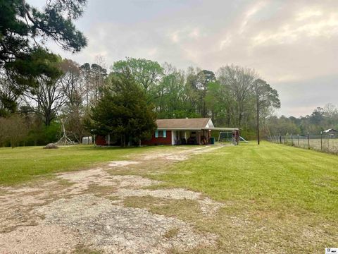 Homes For Sale - 16246 Hughes Chapel Road<br/> Bastrop, LA 71220