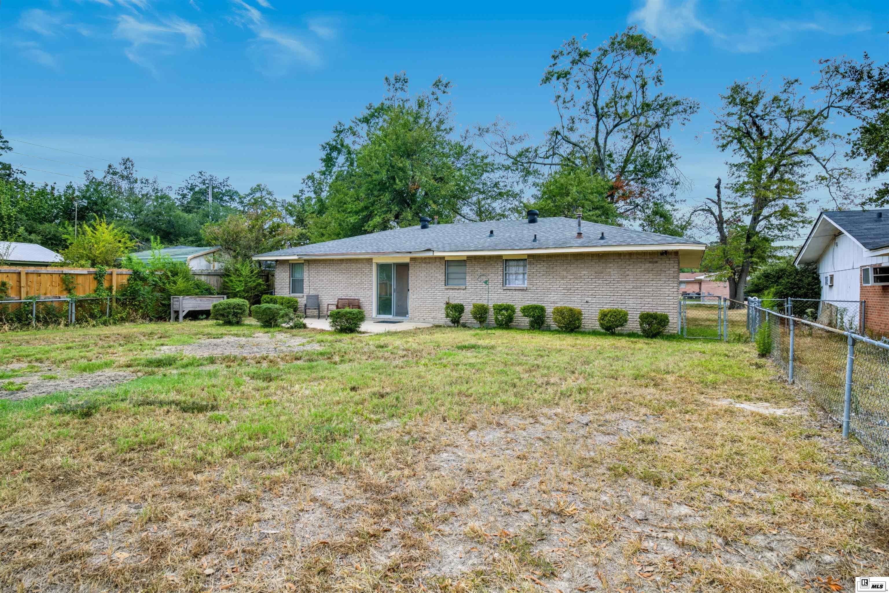 Listing 215