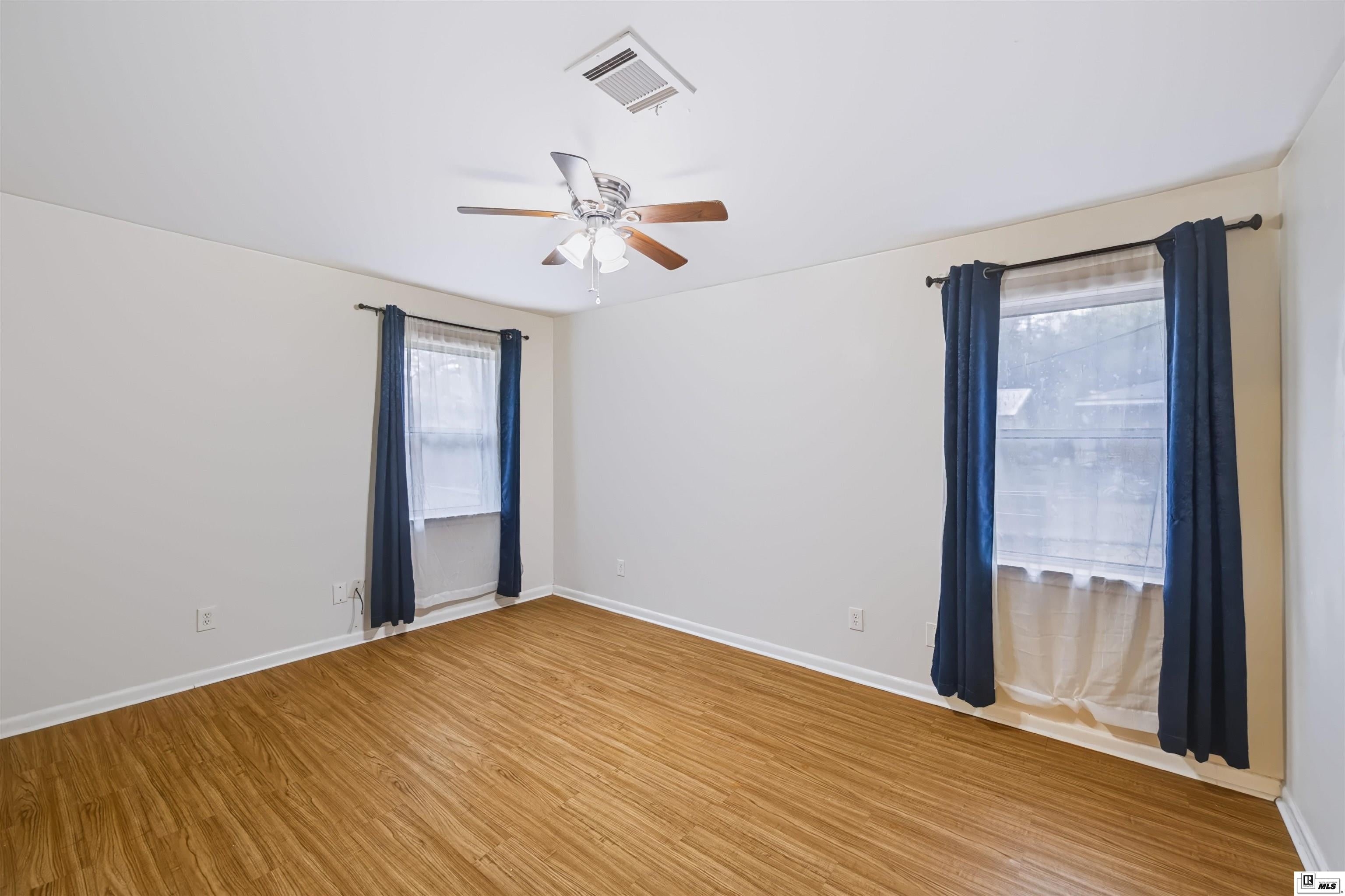 Listing 215