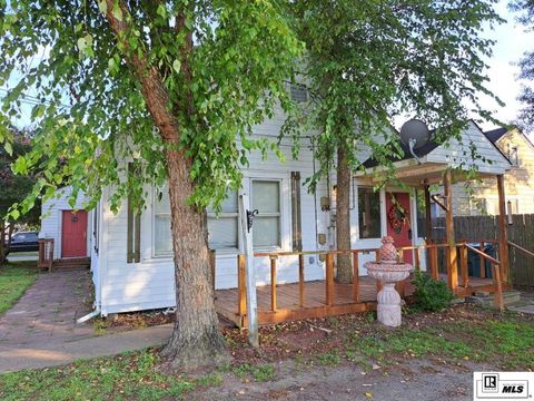 Homes For Sale - 611 Bres Avenue<br/> Monroe, LA 71201