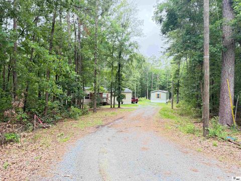 Mobile Home For Sale - 2870 Riser Road<br/> Ruston, LA 71270
