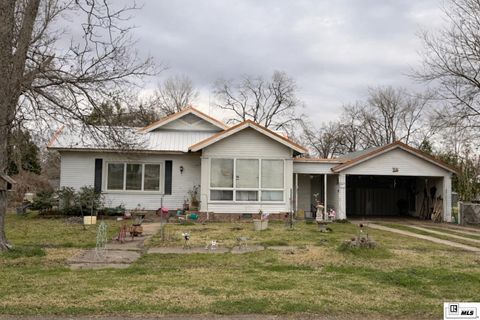 Homes For Sale - 402 E Jefferson Street<br/> West Carroll County, Oak Grove, LA 71263