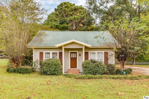 Homes For Sale - 404 Bonner Ferry Road<br/> Bastrop, LA 71220