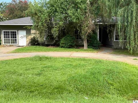 Homes For Sale - 2019 Park Avenue<br/> Monroe, LA 71201