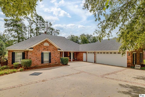 Homes For Sale - 299 Britton Road<br/> Calhoun, LA 71225