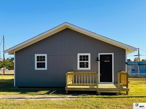 Homes For Sale - 2235 College Avenue<br/> Olla, LA 71465