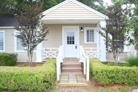 Homes For Sale - 121 S Cox Street<br/> Bastrop, LA 71220