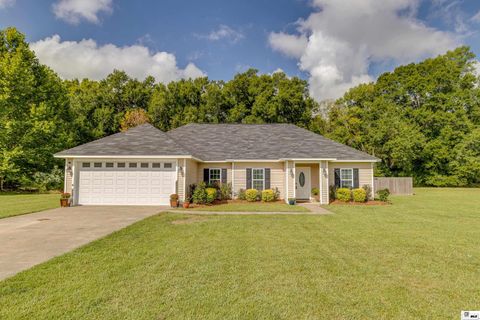 Homes For Sale - 33 Graves Trail<br/> Rayville, LA 71269