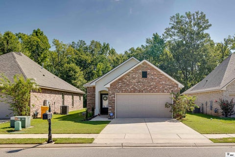 Homes For Sale - 209 Briar Hollow Drive<br/> Monroe, LA 71203