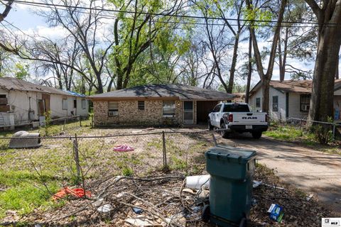 Homes For Sale - 2802 Coolidge Street<br/> Monroe, LA 71201