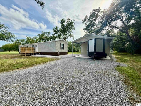Mobile Home For Sale - 722 Highway 578<br/> Winnsboro, LA 71295
