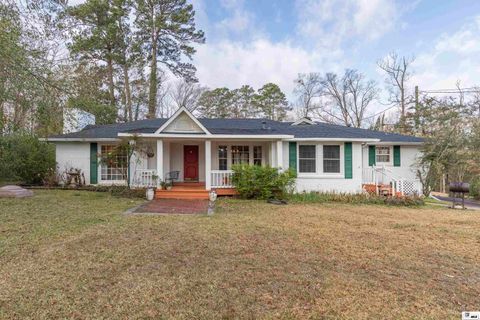 Homes For Sale - 606 University Boulevard<br/> Ruston, LA 71270