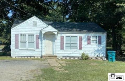 Homes For Sale - 124 Eastwood Drive<br/> Bastrop, LA 71220