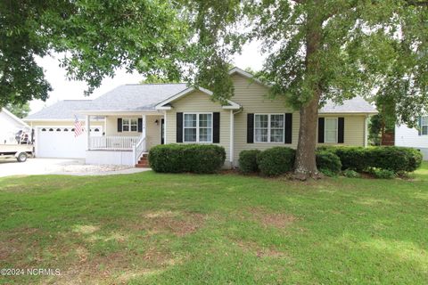 Single Family Residence in Swansboro NC 104 Lydia Drive.jpg