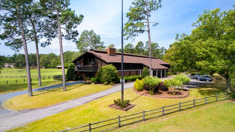 Single Family Residence in Southern Pines NC 222 Cross Country Lane.jpg