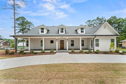 Single Family Residence in Southern Pines NC 460 Kensington Road.jpg