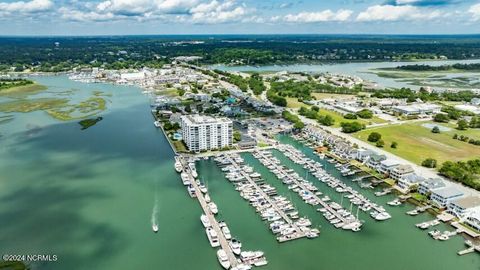 Condominium in Wrightsville Beach NC 322 Causeway Drive 64.jpg