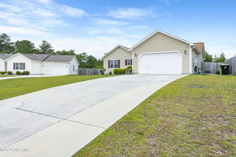 Single Family Residence in Hubert NC 114 Jenna Rea Road 1.jpg