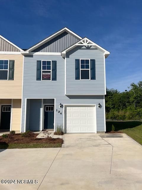 Townhouse in Jacksonville NC 224 Shallowbag Bay Lane.jpg