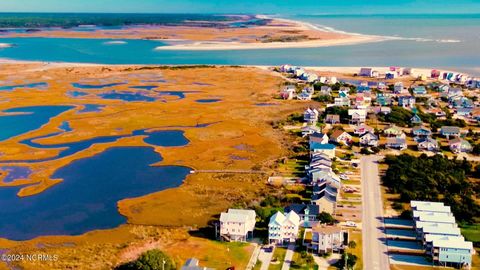 A home in North Topsail Beach