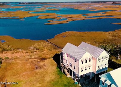 A home in North Topsail Beach