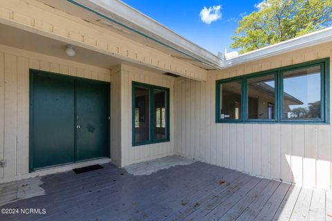 Single Family Residence in Hubert NC 100 Deer Run 9.jpg