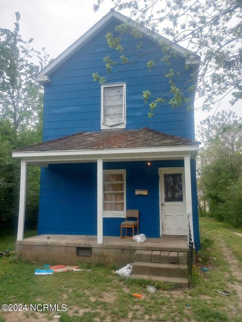 Single Family Residence in Roanoke Rapids NC 810 Vance Street.jpg
