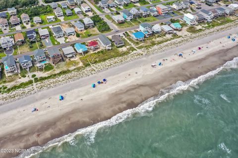 A home in Oak Island