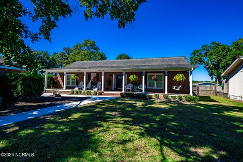 A home in Sneads Ferry