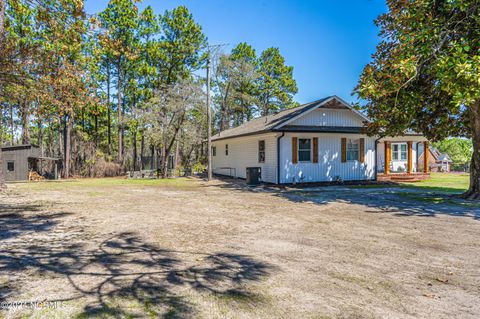 Single Family Residence in Pinebluff NC 277 Monroe Avenue 7.jpg