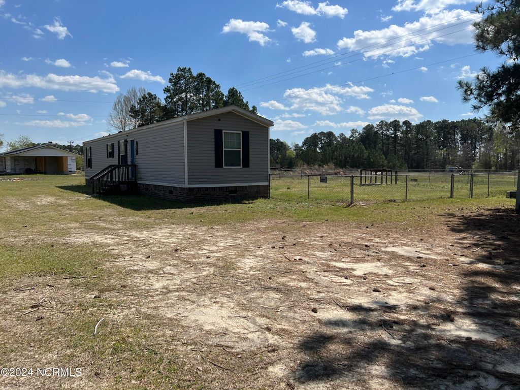 4188 Lobelia Road, Vass, NC 28394, MLS 100442608 Allen Tate