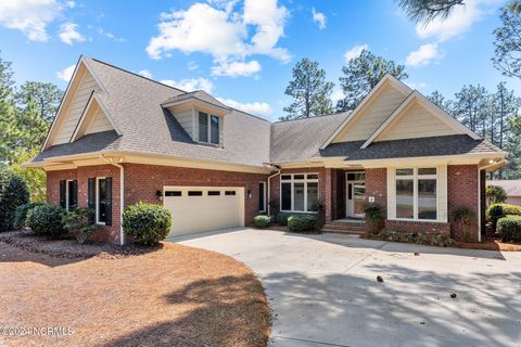 Single Family Residence in Pinehurst NC 3 Driving Range Road 1.jpg