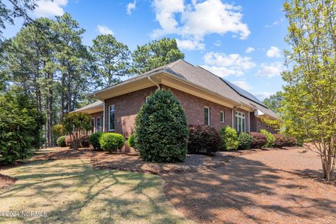 Single Family Residence in Pinehurst NC 3 Driving Range Road 6.jpg