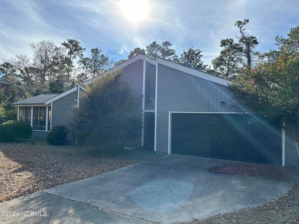 Photo for 601 Cordgrass Road, Hampstead, NC 28443 (MLS # 100429831)