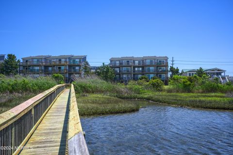 A home in North Topsail Beach